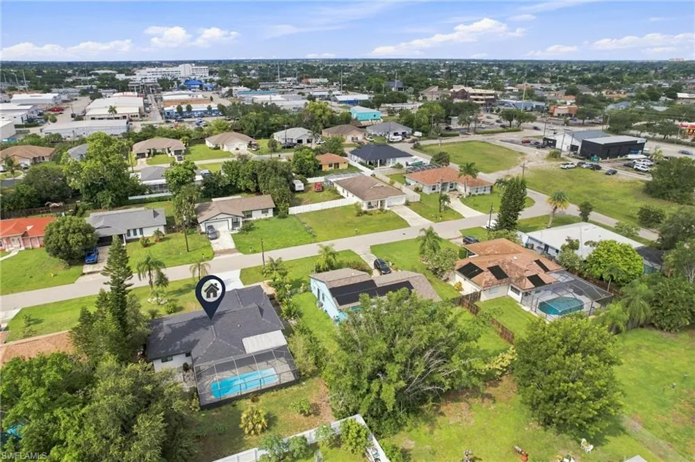 1432 SE 11th Street Cape Coral, FL 33990