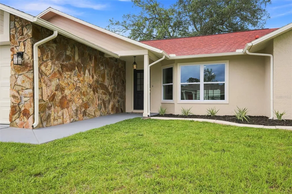 8161 SHALOM DRIVE Spring Hill, FL 34606