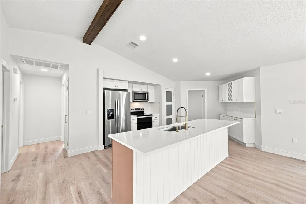 8161 SHALOM DRIVE Spring Hill, FL 34606