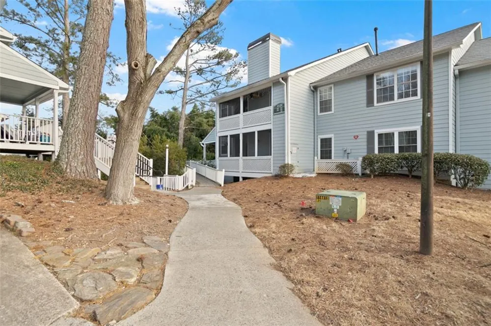 4120 Riverlook Parkway SE #203 Marietta, GA 30067