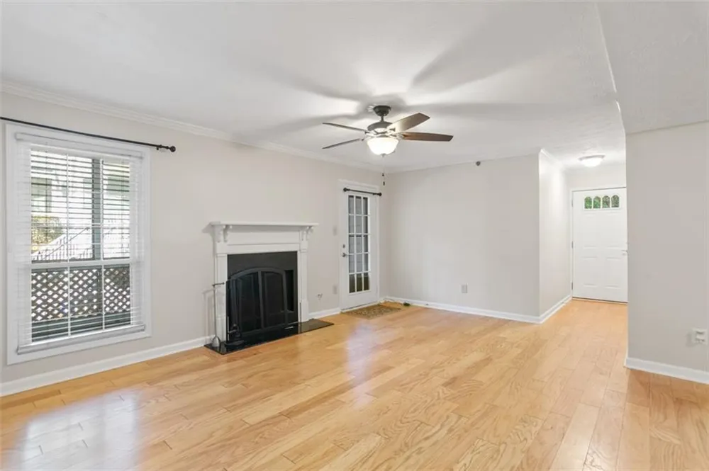 4120 Riverlook Parkway SE #203 Marietta, GA 30067