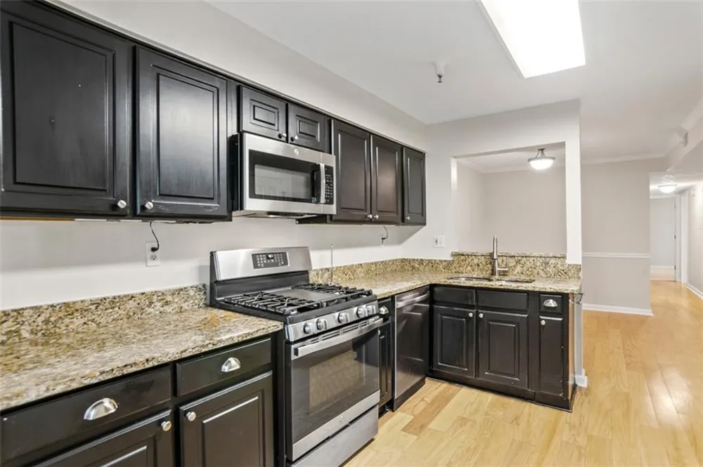 4120 Riverlook Parkway SE #203 Marietta, GA 30067