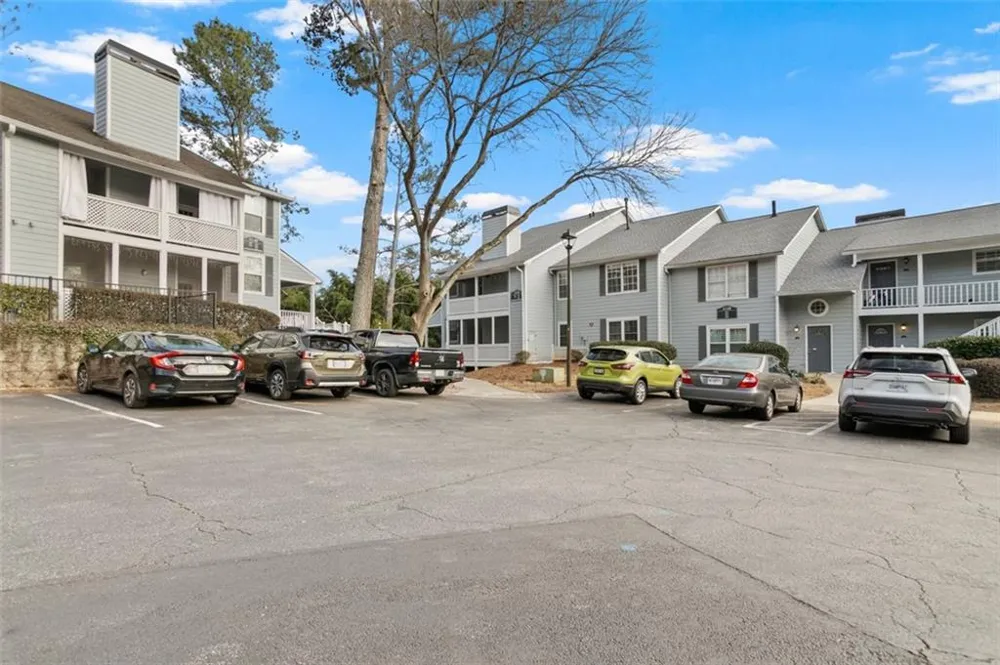 4120 Riverlook Parkway SE #203 Marietta, GA 30067