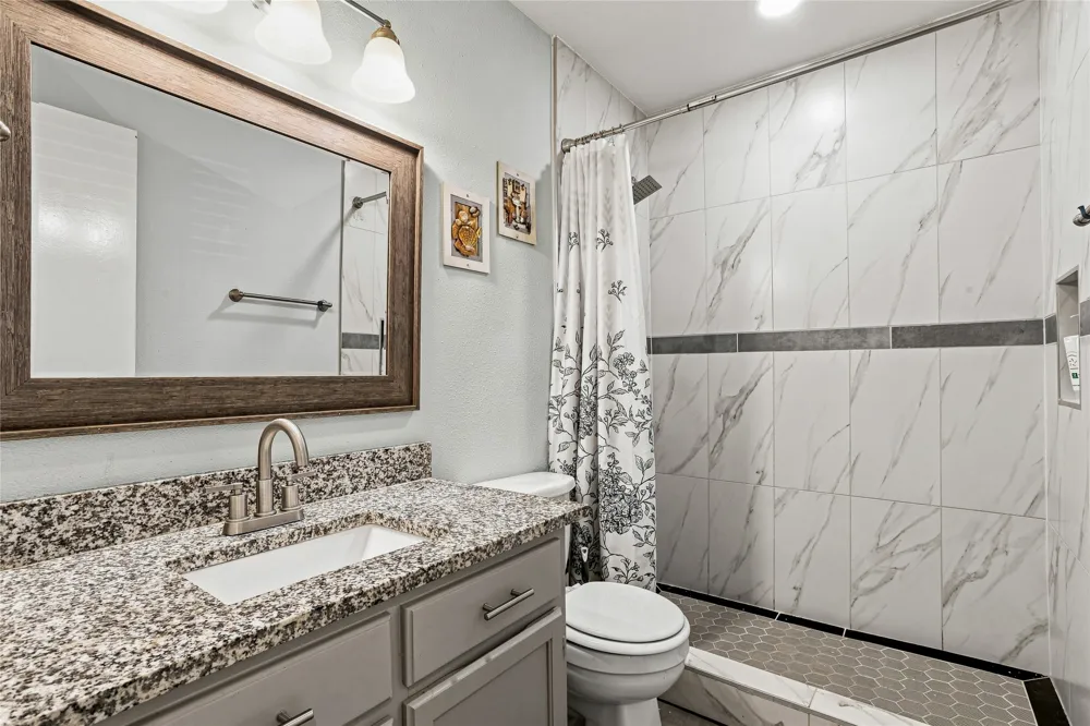 6813 Hickory Creek Plano, TX 75023