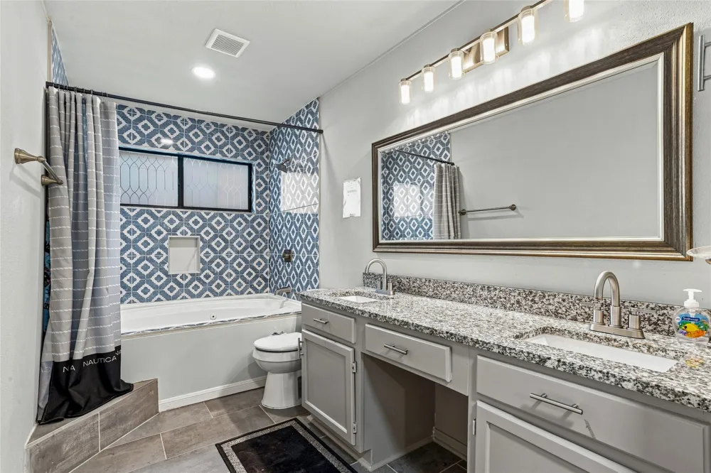 6813 Hickory Creek Plano, TX 75023
