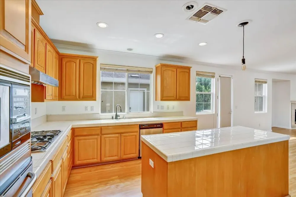 7820 Zilli Drive Tracy, CA 95304