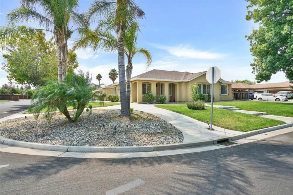 7820 Zilli Drive Tracy, CA 95304