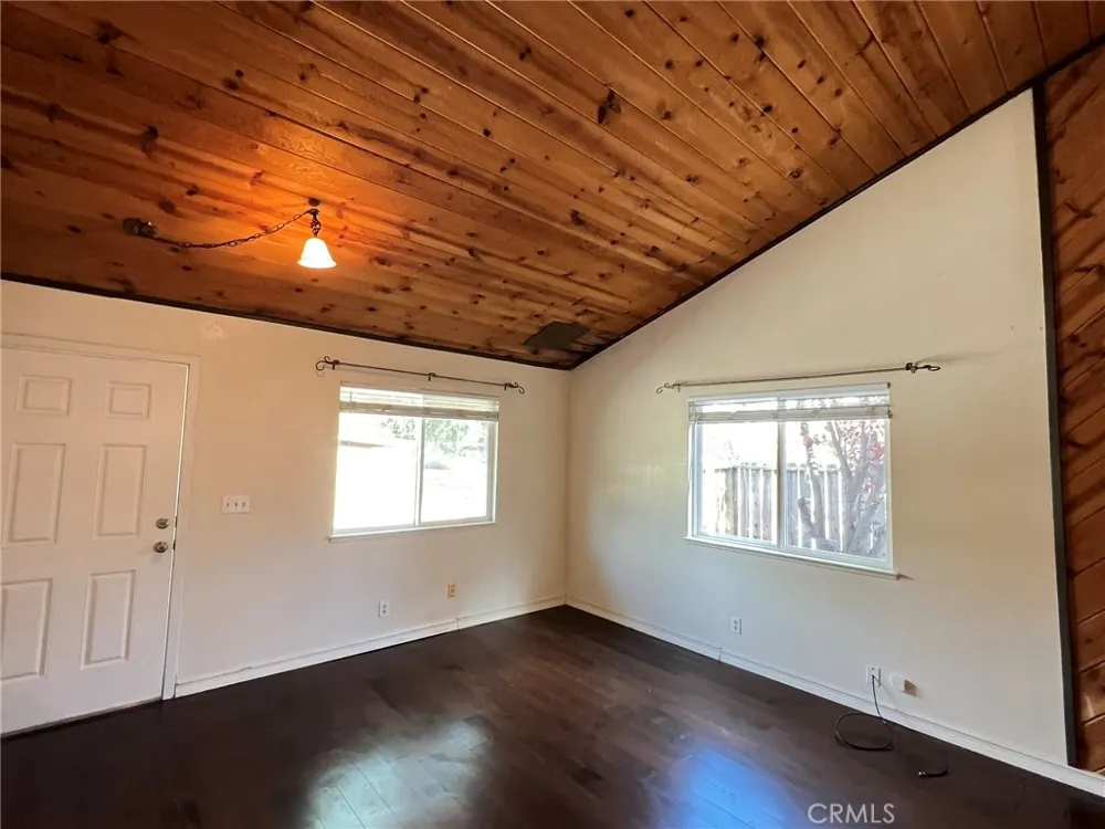 19783 Oak Flat #A Hidden Valley Lake, CA 95467