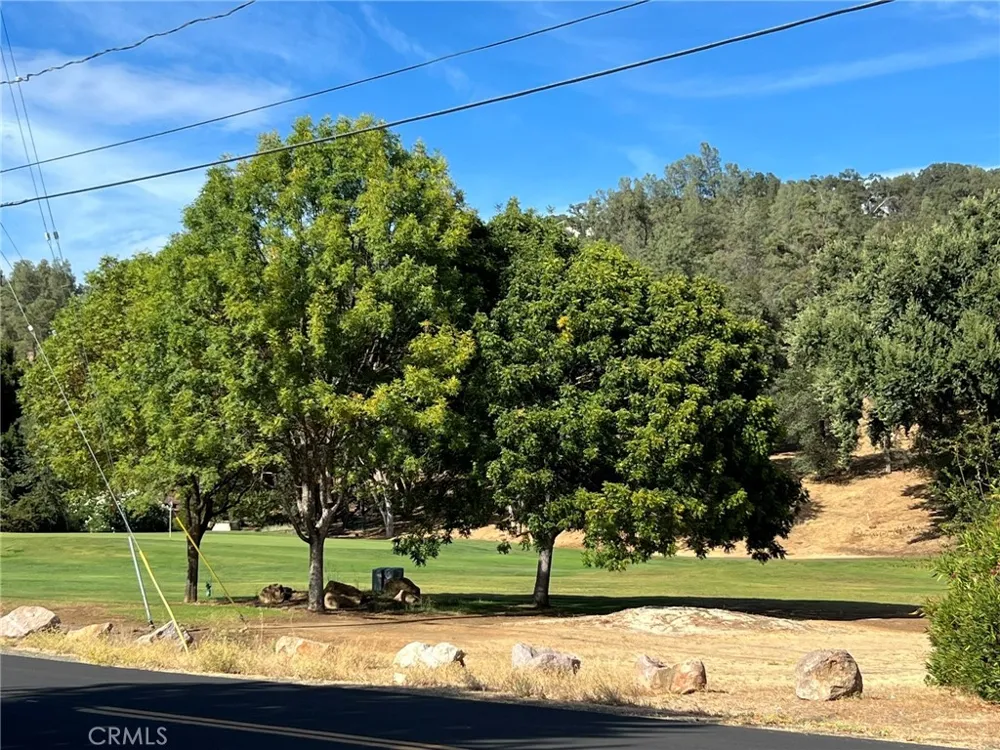 19783 Oak Flat #A Hidden Valley Lake, CA 95467