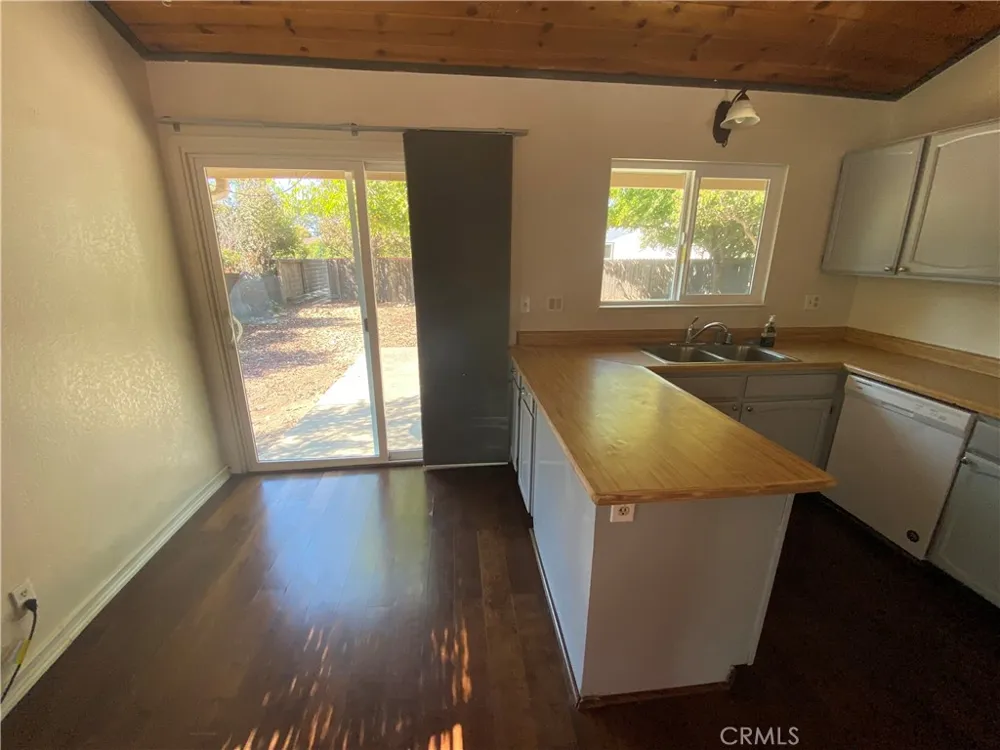 19783 Oak Flat #A Hidden Valley Lake, CA 95467