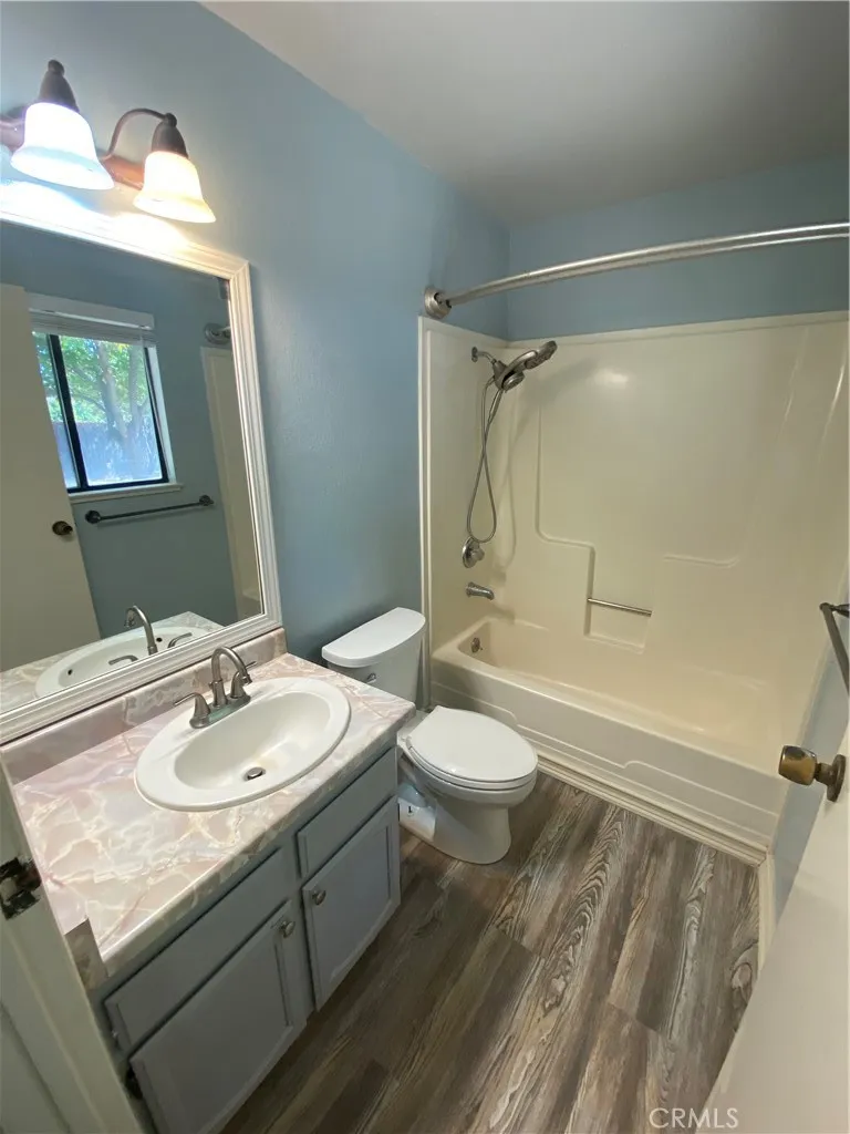 19783 Oak Flat #A Hidden Valley Lake, CA 95467
