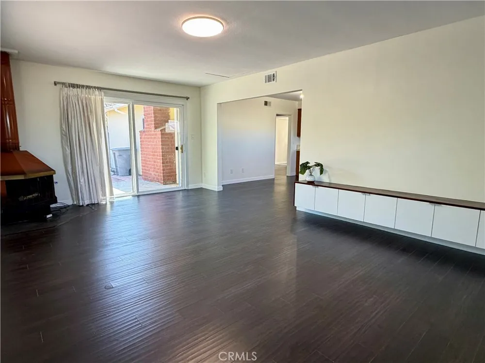 5225 Maricopa Street Torrance, CA 90503
