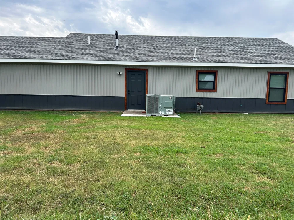 190 S 3 Mile Fort Gibson, OK 74434