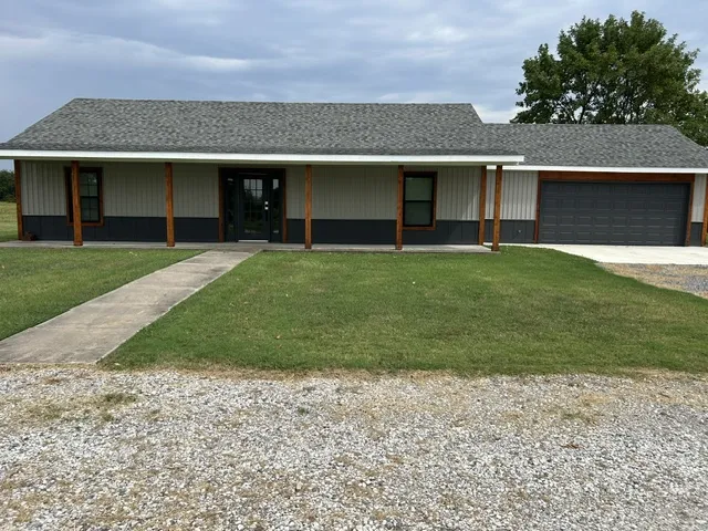 190 S 3 Mile Fort Gibson, OK 74434