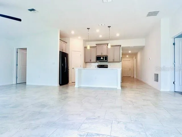 5083 TANZANITE DRIVE Mount Dora, FL 32757