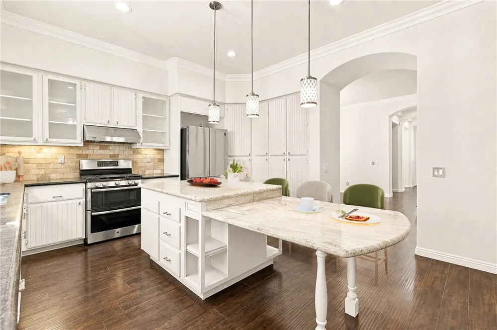 82 Winslow Irvine, CA 92620