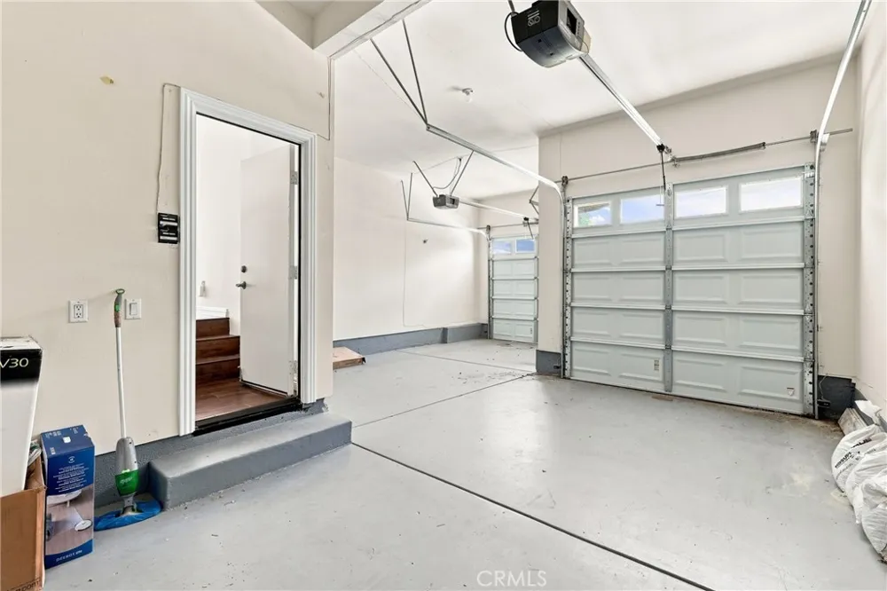 82 Winslow Irvine, CA 92620