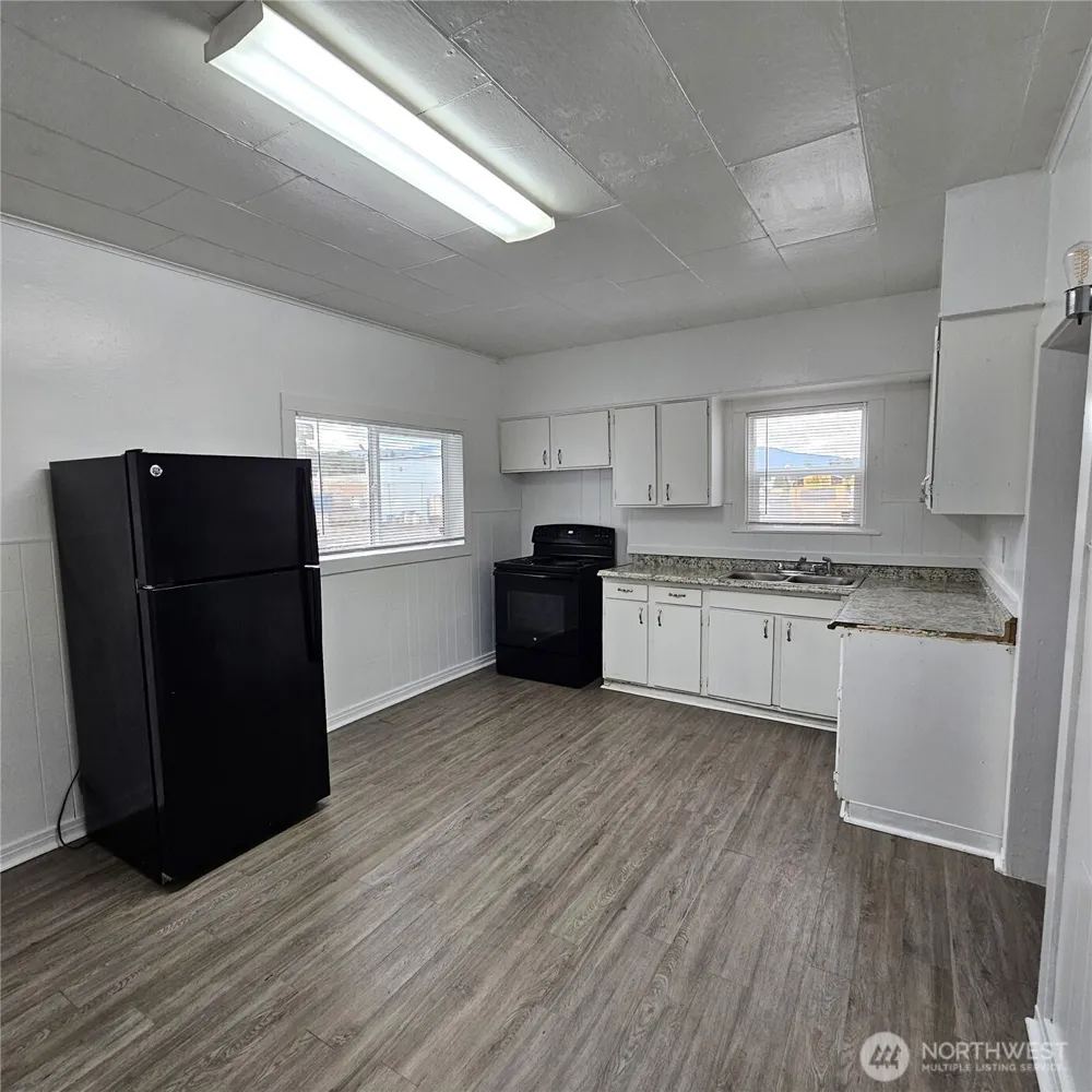 506 S 6th Avenue Kelso, WA 98626
