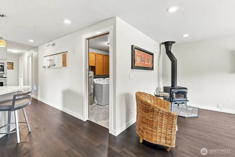 303 Olympia Street E Rainier, WA 98576