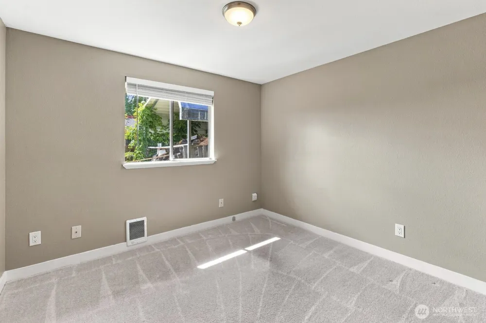 303 Olympia Street E Rainier, WA 98576