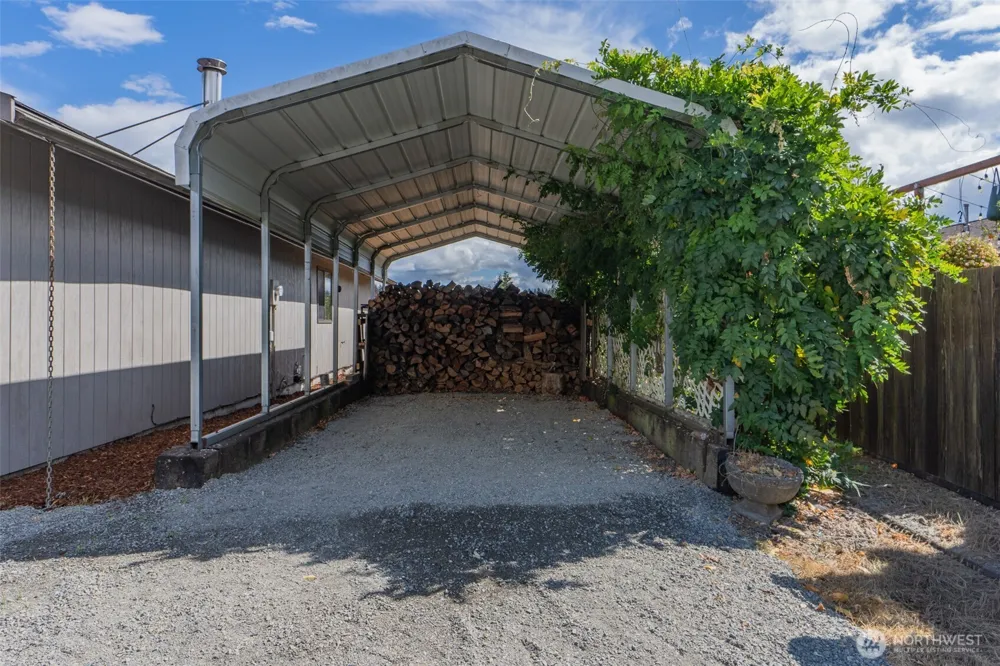 303 Olympia Street E Rainier, WA 98576