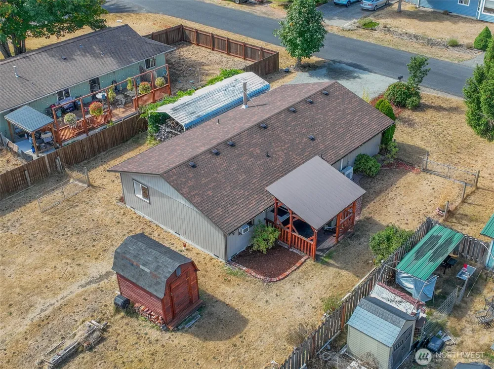 303 Olympia Street E Rainier, WA 98576