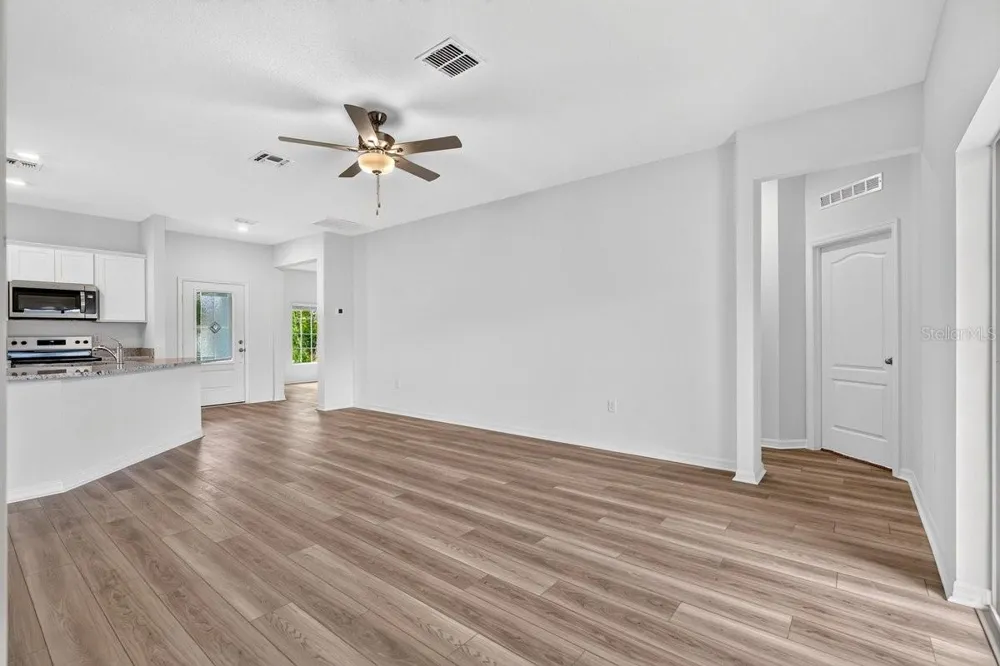 1559 SUMATRA AVENUE Deltona, FL 32725