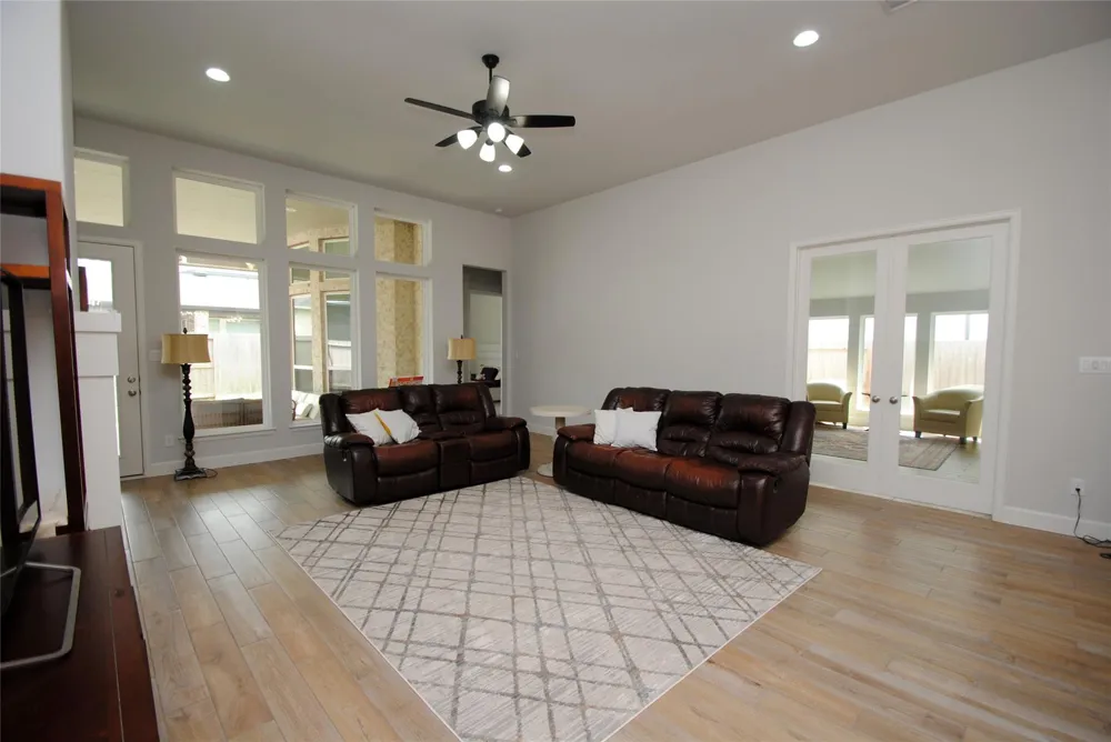 29511 Juniper Ranch Road Fulshear, TX 77441