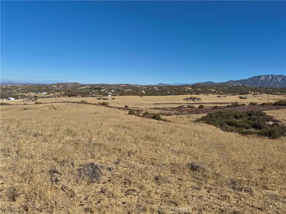 5 Sorensen Road Aguanga, CA 92536