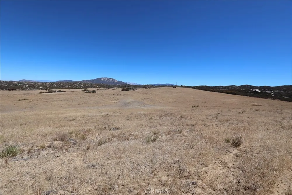 5 Sorensen Road Aguanga, CA 92536
