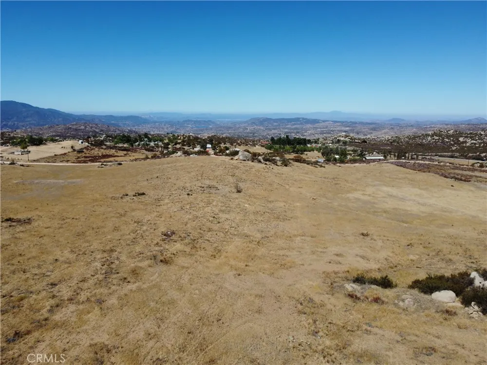 5 Sorensen Road Aguanga, CA 92536