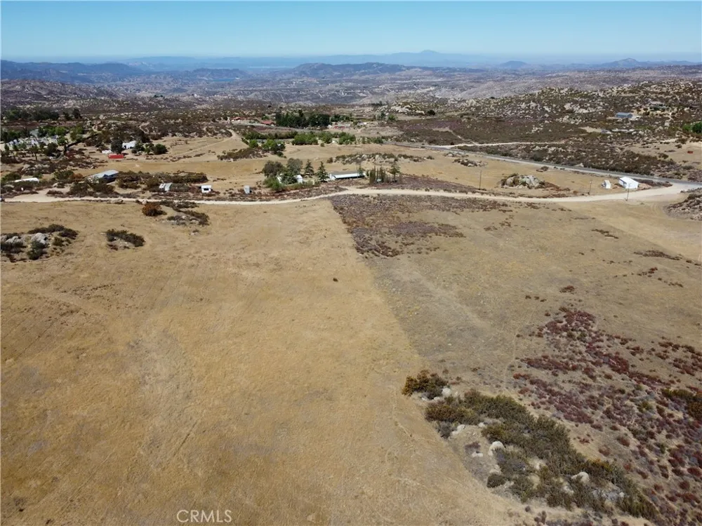 5 Sorensen Road Aguanga, CA 92536