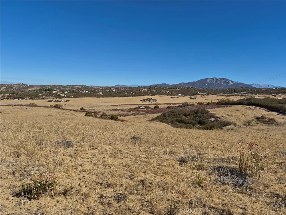 5 Sorensen Road Aguanga, CA 92536