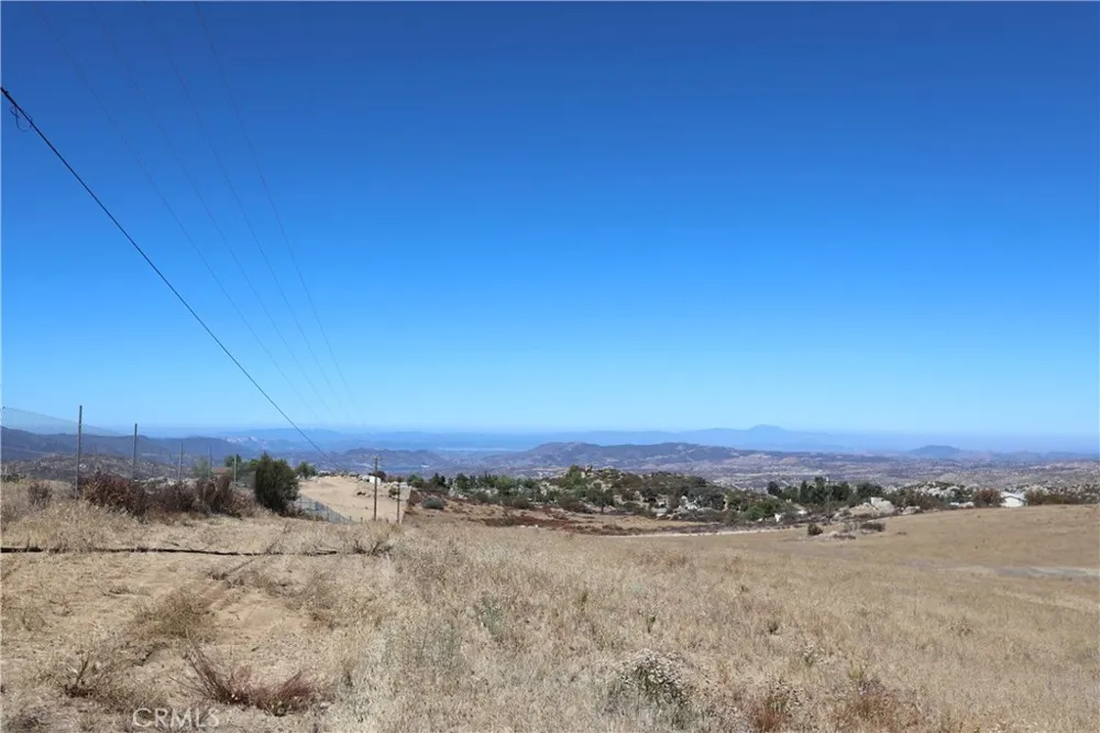 5 Sorensen Road Aguanga, CA 92536