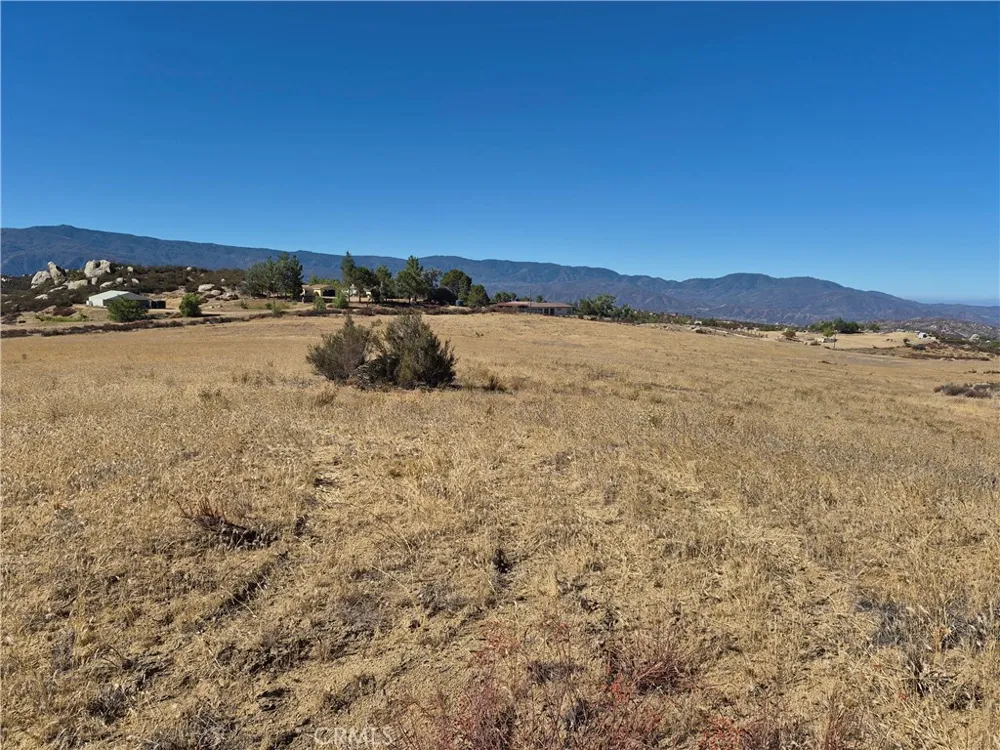 5 Sorensen Road Aguanga, CA 92536