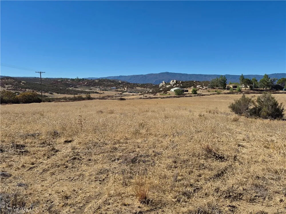 5 Sorensen Road Aguanga, CA 92536