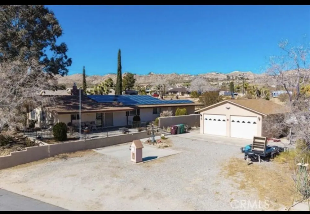 6773 Airway Avenue Yucca Valley, CA 92284