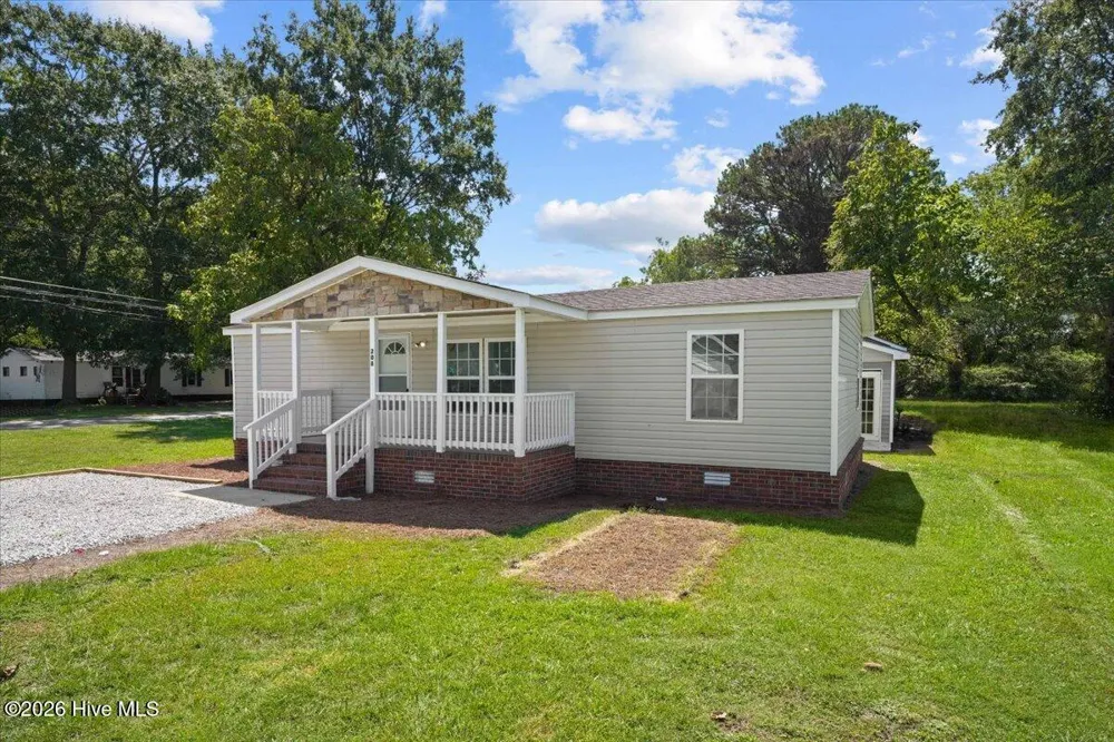 208 E Boundary Street La Grange, NC 28551