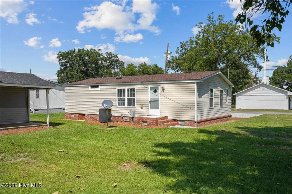 208 E Boundary Street La Grange, NC 28551