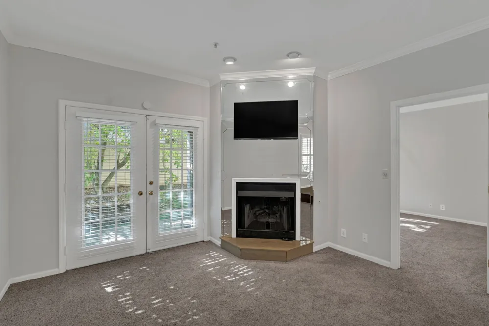 107 W End Pl Nashville, TN 37205
