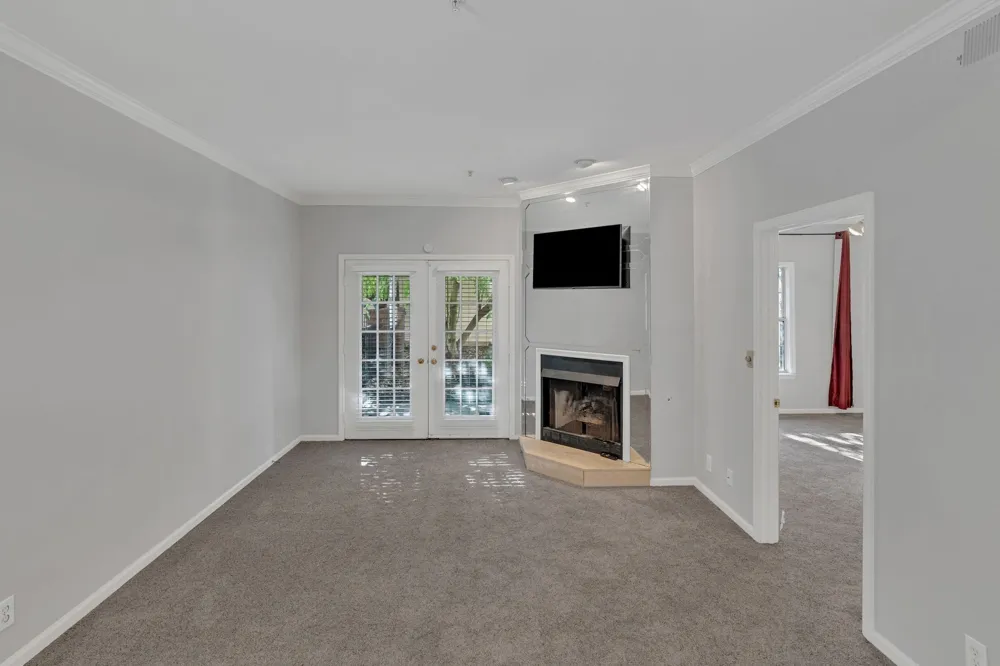 107 W End Pl Nashville, TN 37205