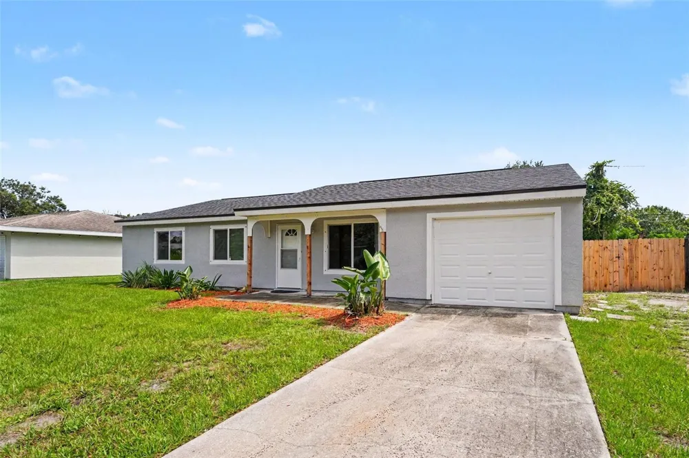 209 MANTH AVENUE Cocoa, FL 32927