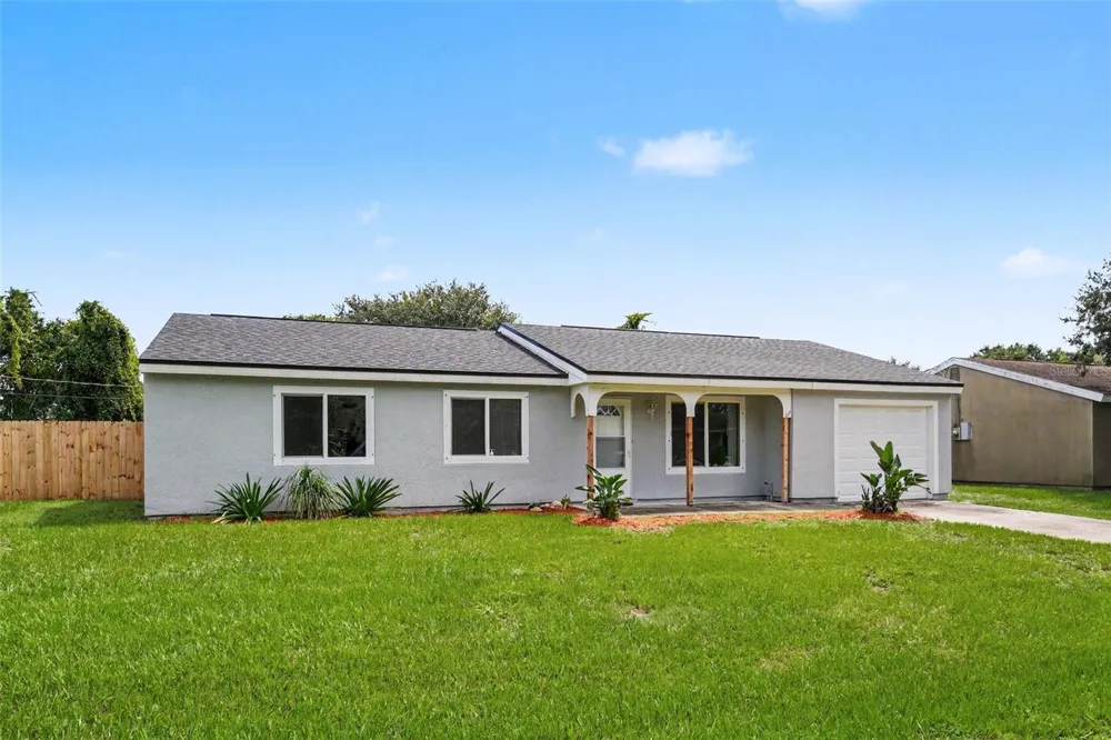 209 MANTH AVENUE Cocoa, FL 32927