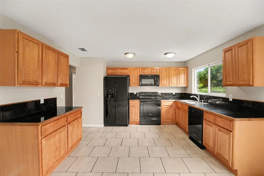 209 MANTH AVENUE Cocoa, FL 32927