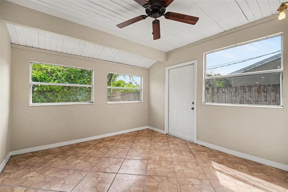 209 MANTH AVENUE Cocoa, FL 32927