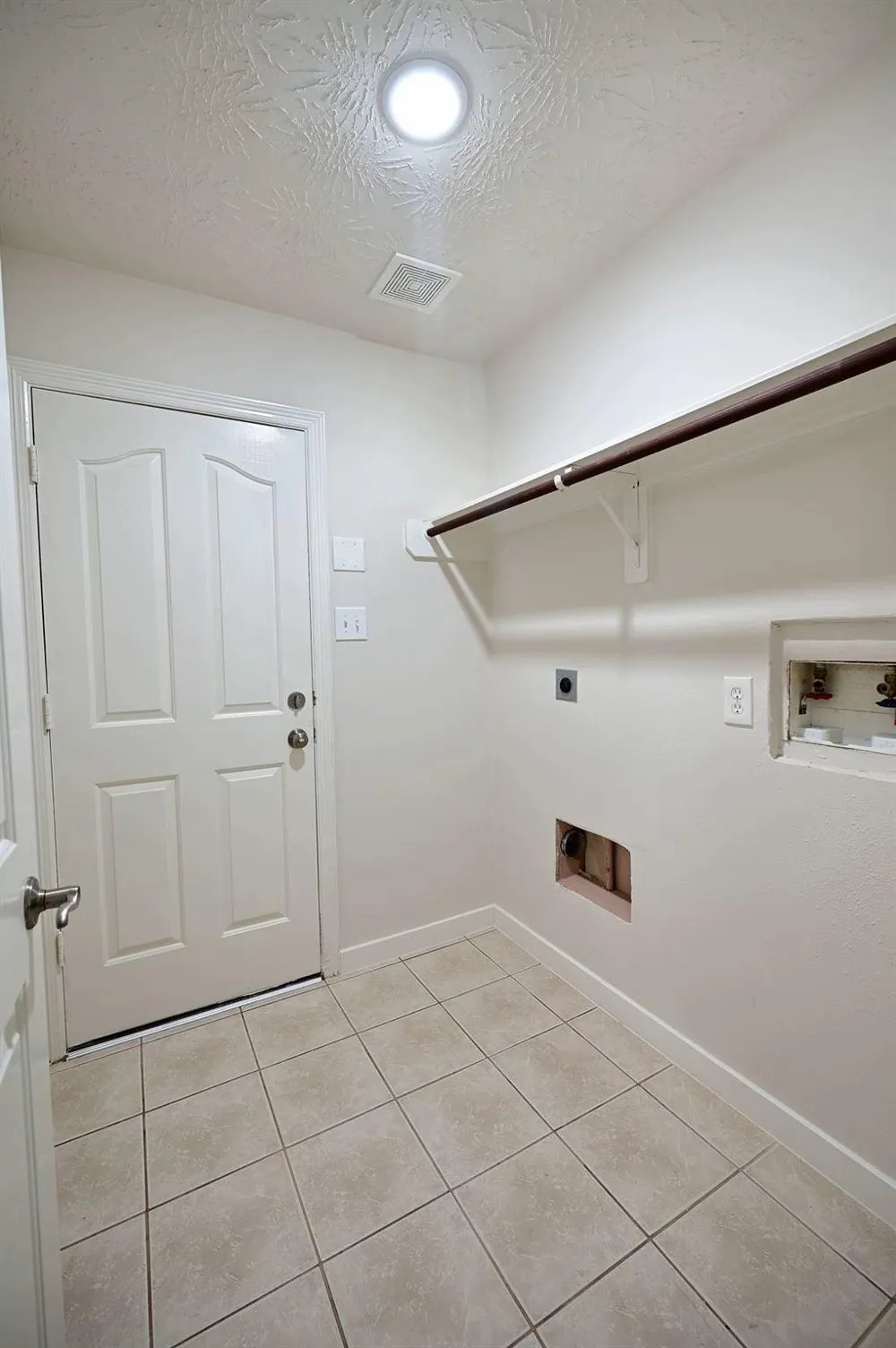 4507 Bridgevillage Drive Spring, TX 77373