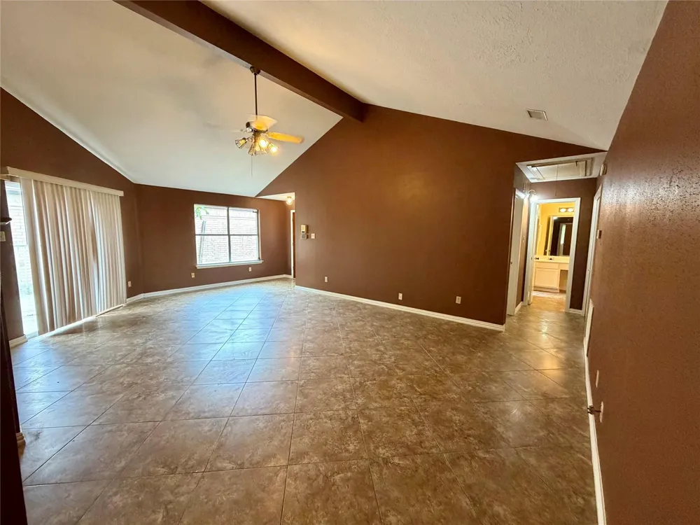 12175 Swords Creek Road Houston, TX 77067