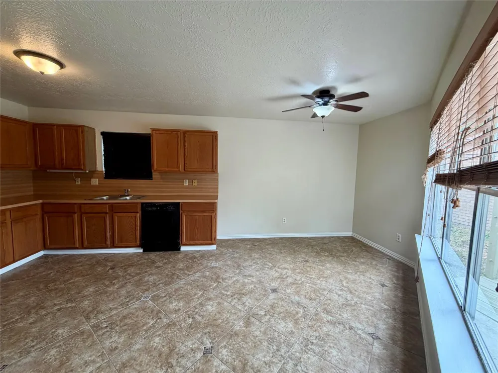 12175 Swords Creek Road Houston, TX 77067