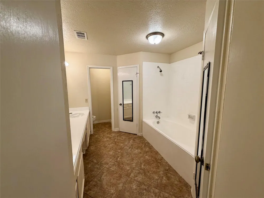 12175 Swords Creek Road Houston, TX 77067