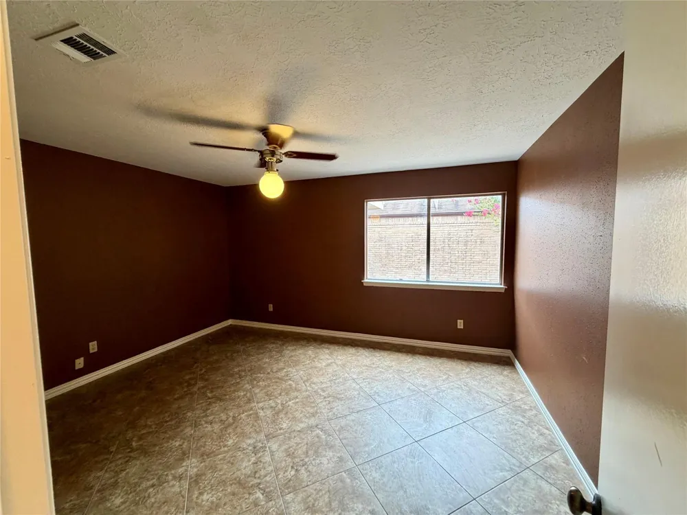 12175 Swords Creek Road Houston, TX 77067